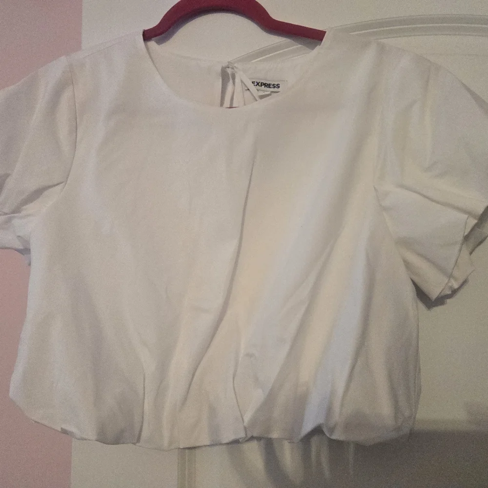 2 Express Tops - Picture 2 of 6